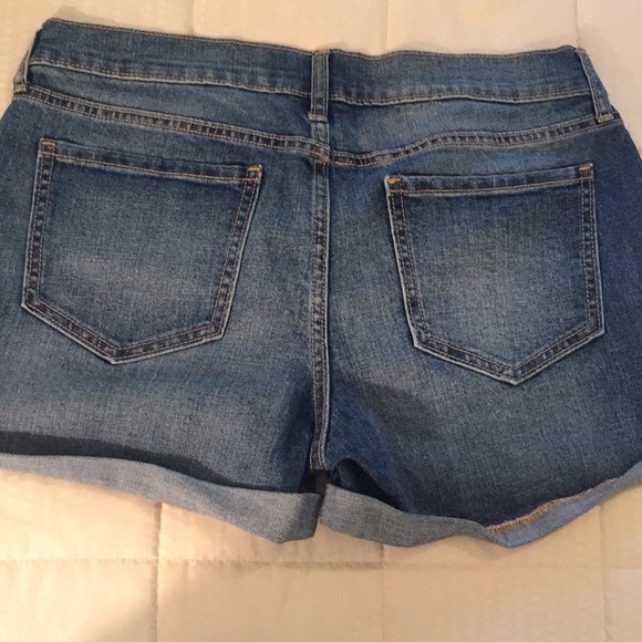 NWOT Old Navy denim shorts size 8 - Picture 3 of 7